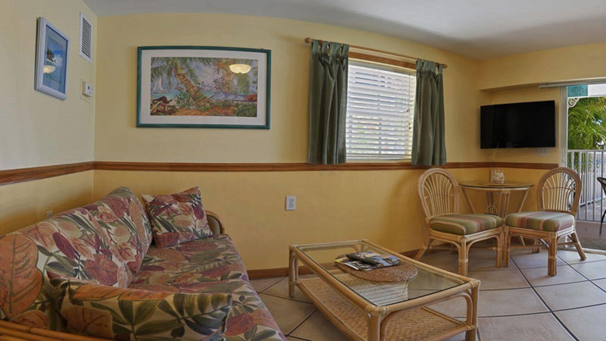 Manatee Bay Inn Fort Myers Beach